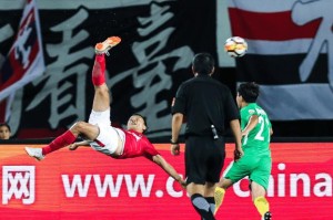  朗斯新援首秀破门上演完美开局  