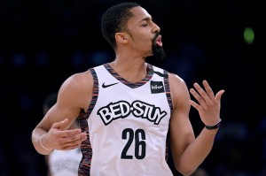  篮网签下自由球员约翰逊补强后卫线  