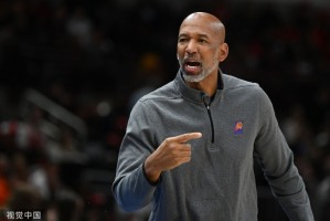  法兰克福主帅赛后批评裁判尺度  